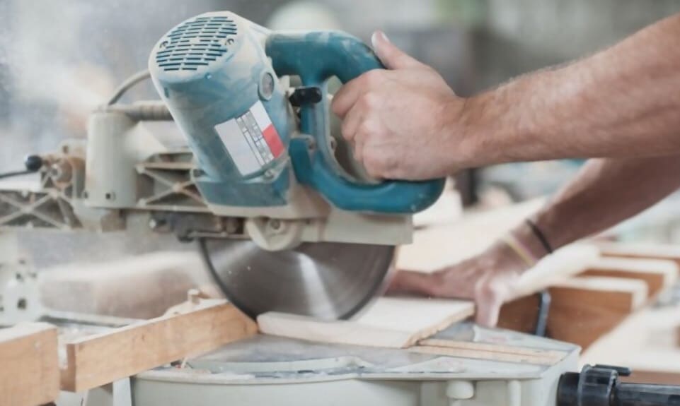 Cutting with Circular Saw